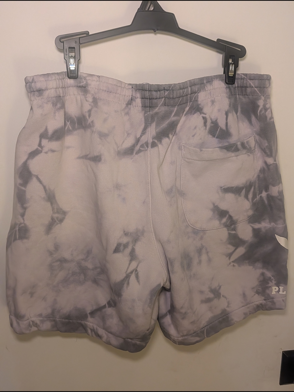 PLAYBOY Men's Y2K Style Tie-Dye Lavender & Gray Athletic Shorts - Picture 6 of 8